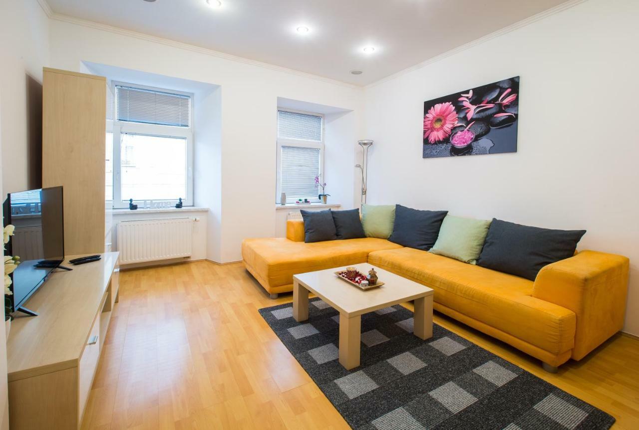 Bella Donna Apartment มาริบอร์ ภายนอก รูปภาพ