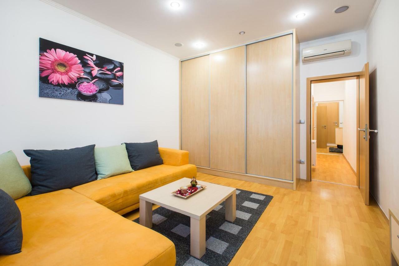 Bella Donna Apartment มาริบอร์ ภายนอก รูปภาพ